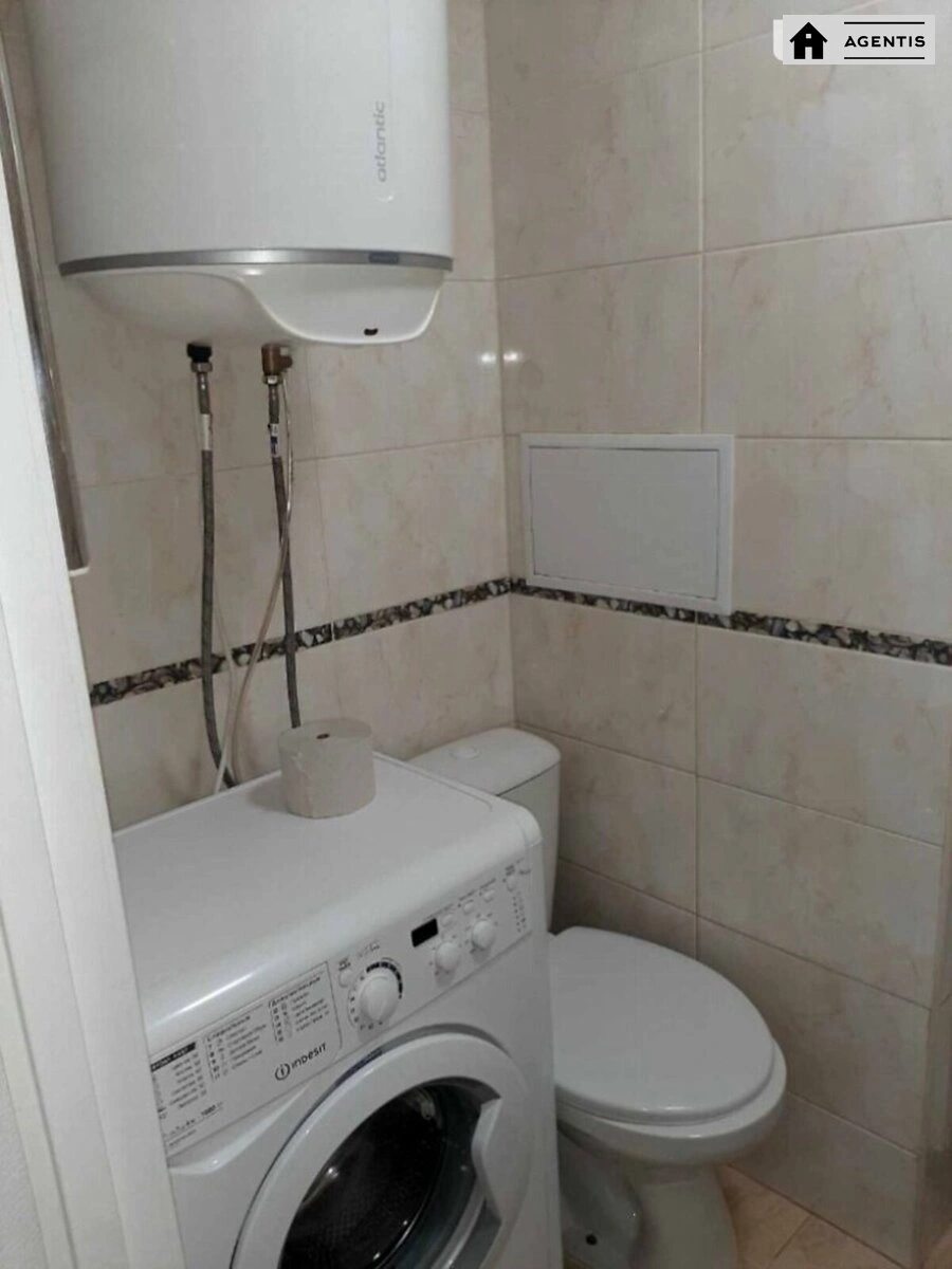 Здам квартиру 2 кімнати, 46 m², 1 пов./16 поверхів. 68, Зодчих 68, Київ. 