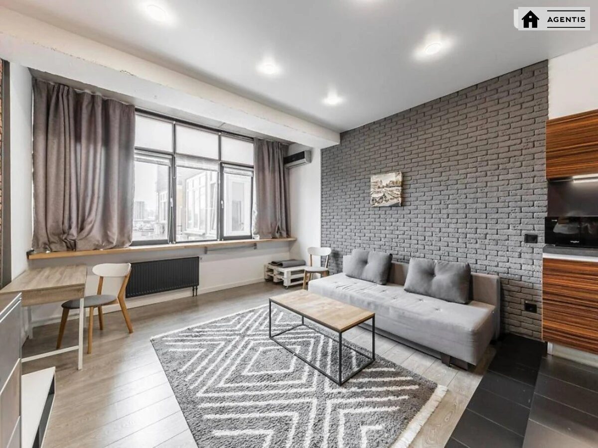 Сдам квартиру 1 комната, 40 m², 12 эт./32 этажа. 118, Жилянская 118, Киев. 