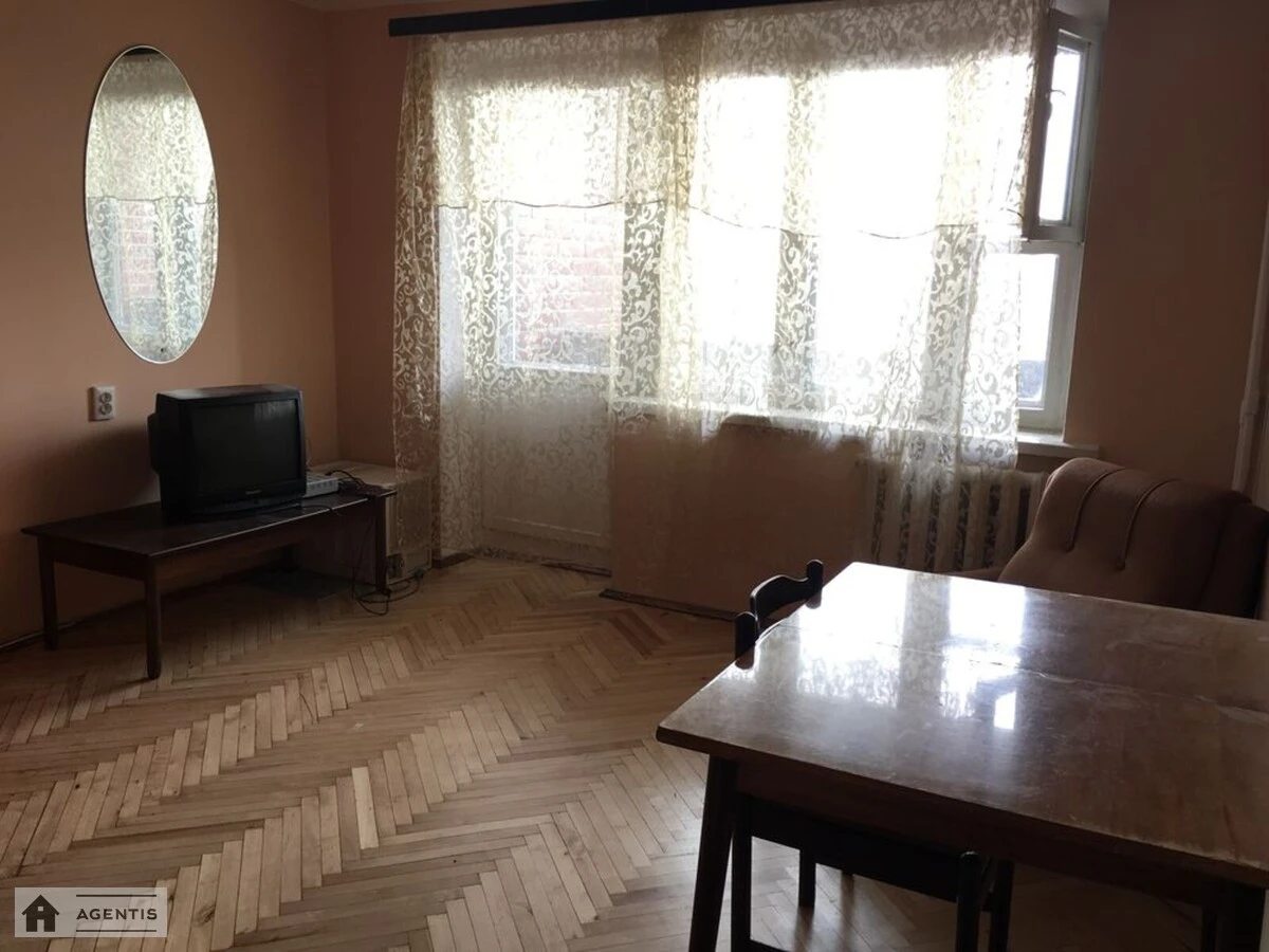 Apartment for rent 2 rooms, 56 m², 11th fl./14 floors. Holosiyivskyy rayon, Kyiv. 