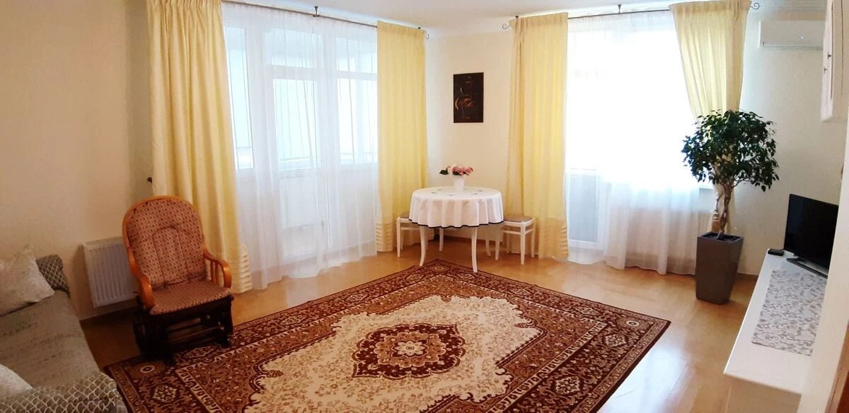 Apartment for rent 2 rooms, 80 m², 5th fl./11 floors. 73, Yuliyi Zdanovskoyi vul. Mykhayla Lomonosova, Kyiv. 