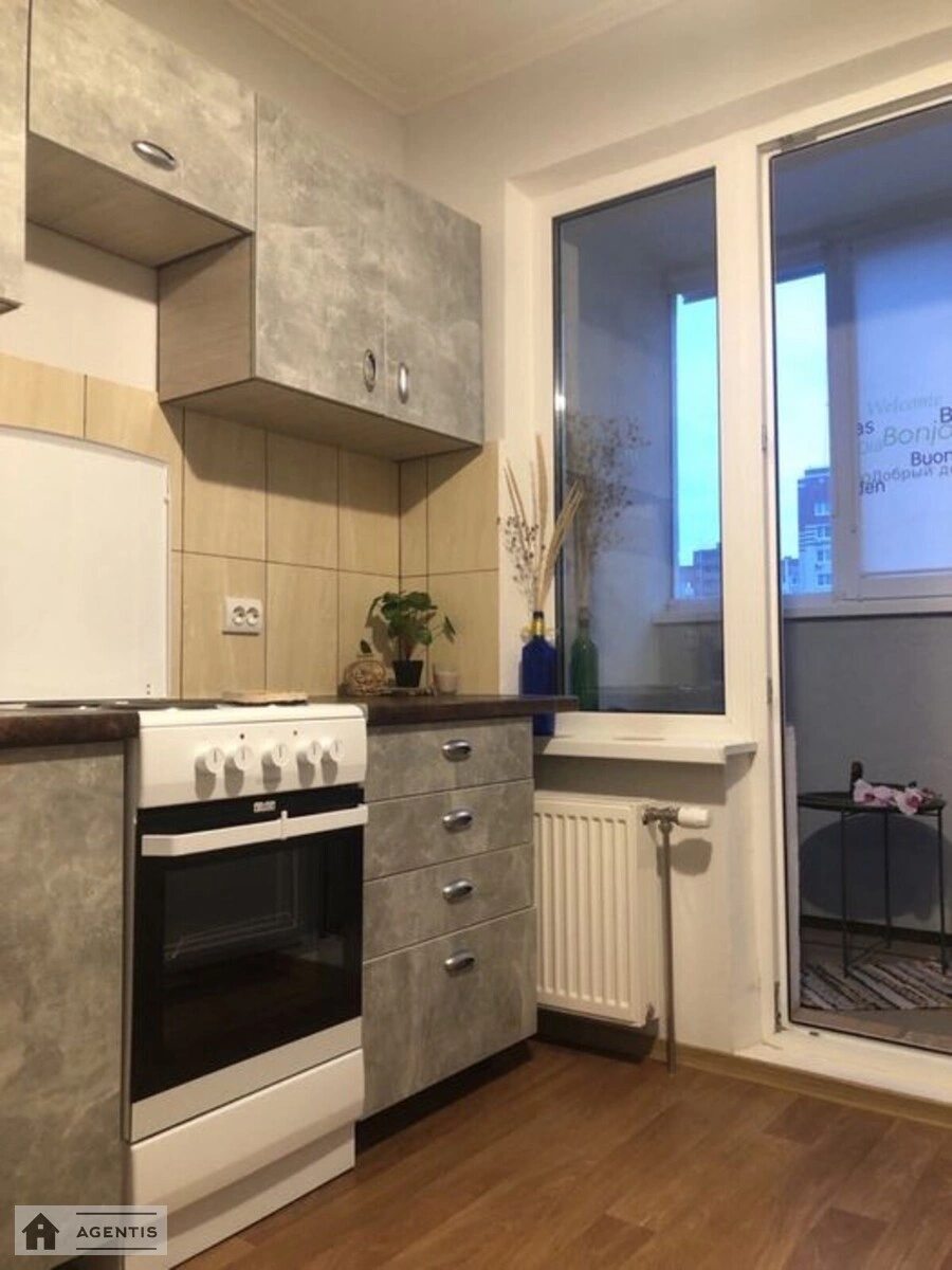 Сдам квартиру 1 комната, 43 m², 18 эт./25 этажей. 14, Бориса Гмирі вул., Киев. 