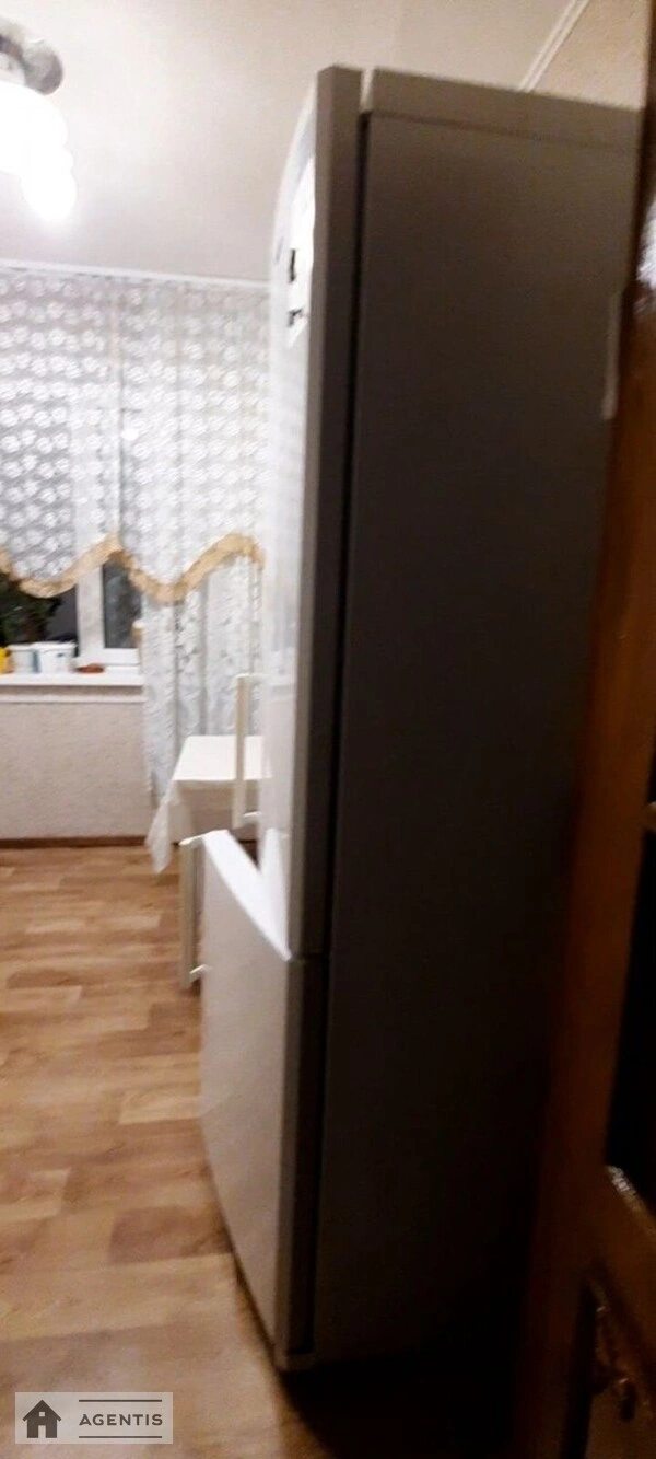 Здам квартиру 2 кімнати, 53 m², 8 пов./9 поверхів. 5, Миколи Бажана просп., Київ. 