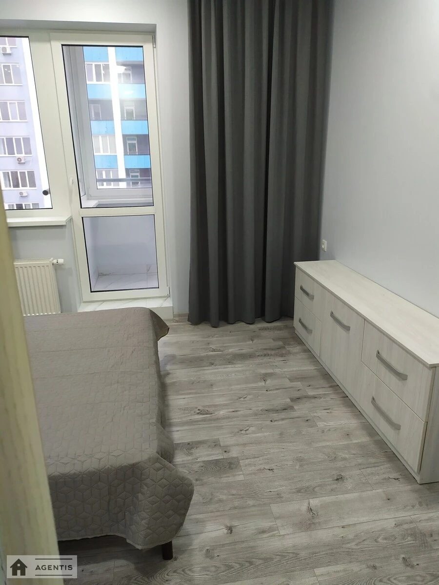 Сдам квартиру 1 комната, 50 m², 16 эт./26 этажей. Оболонский, Киев. 