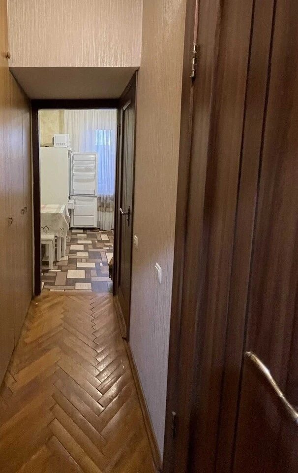 Здам квартиру 1 кімната, 42 m², 6 пов./9 поверхів. 6, Тростянецька 6, Київ. 