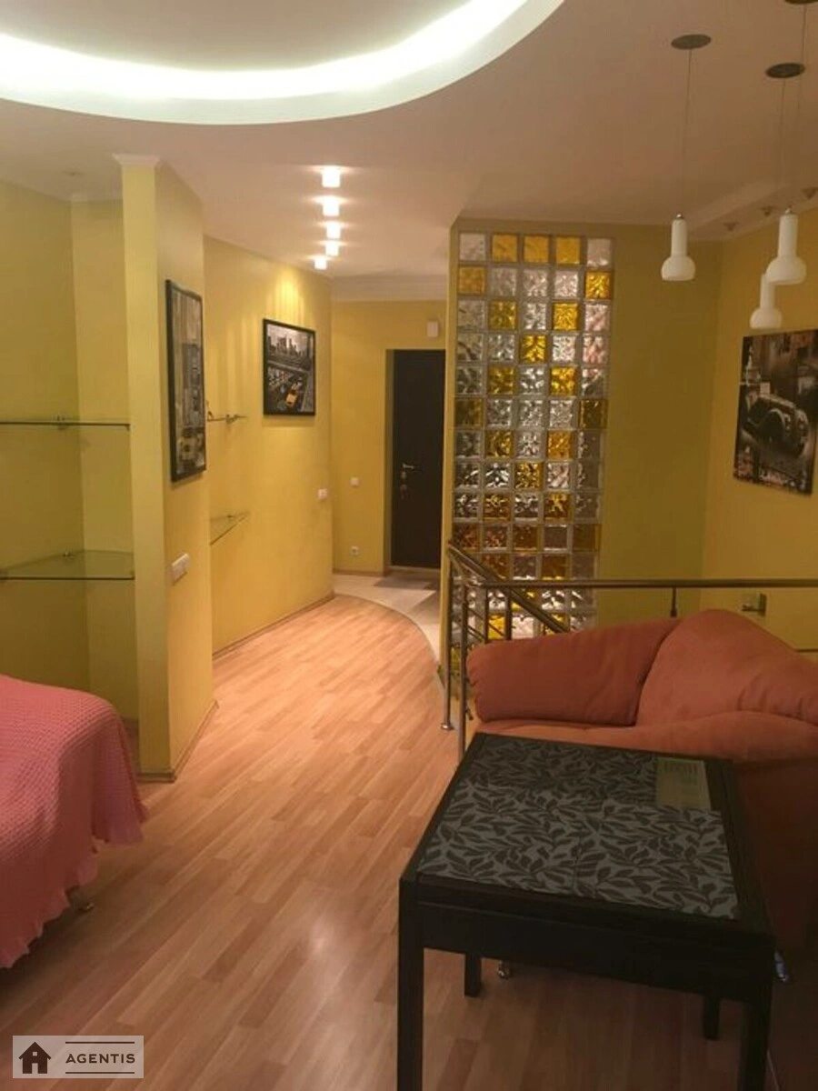 Здам квартиру 2 кімнати, 60 m², 5 пов./16 поверхів. 31, Драгоманова 31, Київ. 