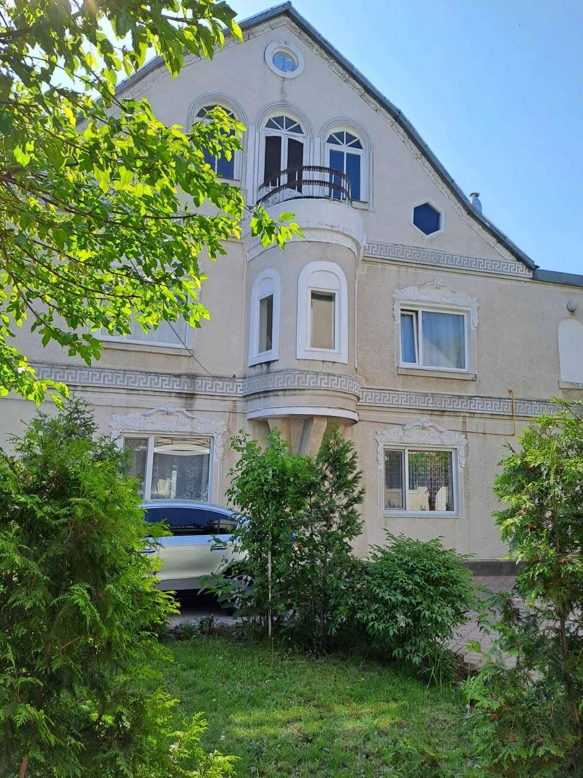 House for sale 259 m², 2 floors. Фортечний (кіровський), Kropyvnytskyy. 