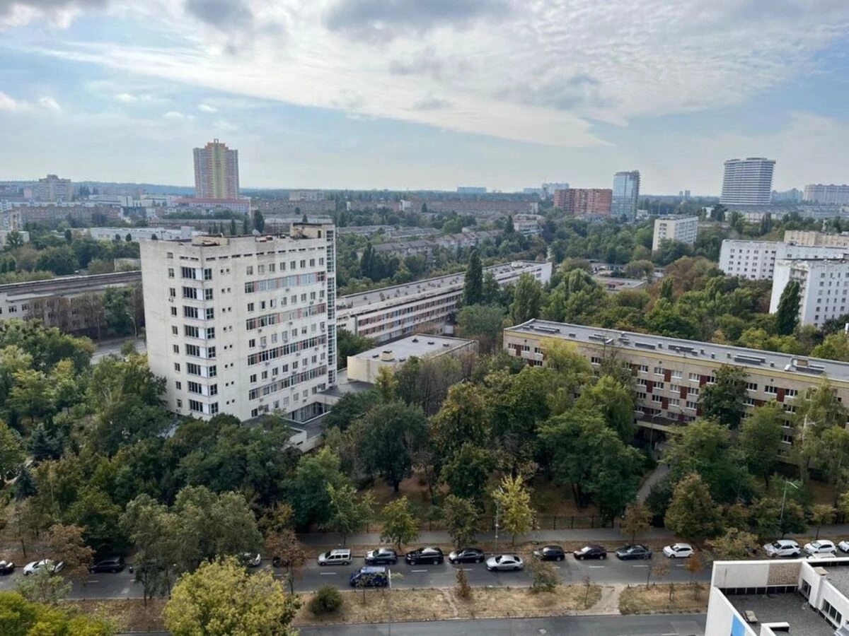 Продаж квартири 1 кімната, 50 m², 15 пов./28 поверхів. 3, Михайла Максимовича вул. (Онуфрія Трутенка), Київ. 