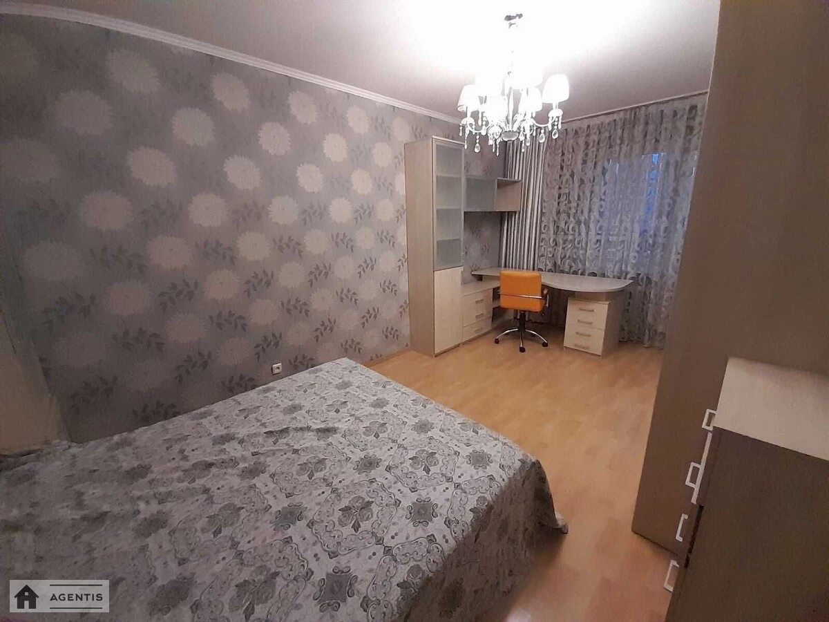 Сдам квартиру 3 комнаты, 103 m², 11 эт./14 этажей. 9, Бориса Гмирі вул., Киев. 