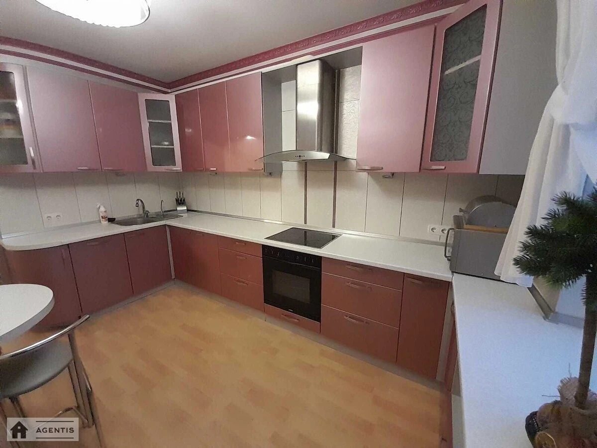 Сдам квартиру 3 комнаты, 103 m², 11 эт./14 этажей. 9, Бориса Гмирі вул., Киев. 