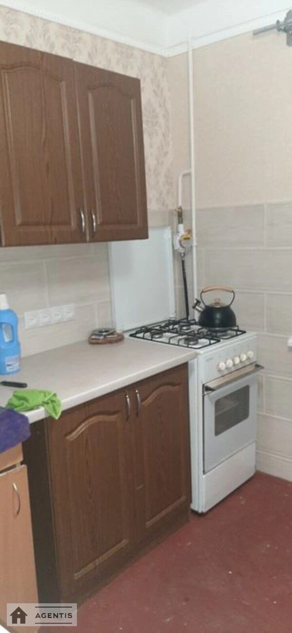 Здам квартиру 2 кімнати, 52 m², 6 пов./9 поверхів. 24, Шолом-Алейхема 24, Київ. 