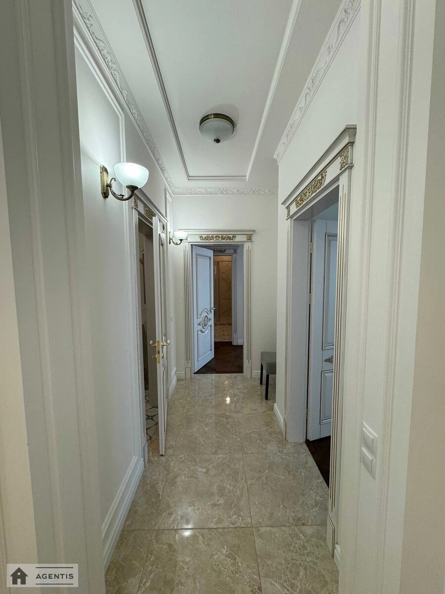 Apartment for rent 3 rooms, 136 m², 20th fl./31 floors. Lesi Ukrayinky, Kyiv. 