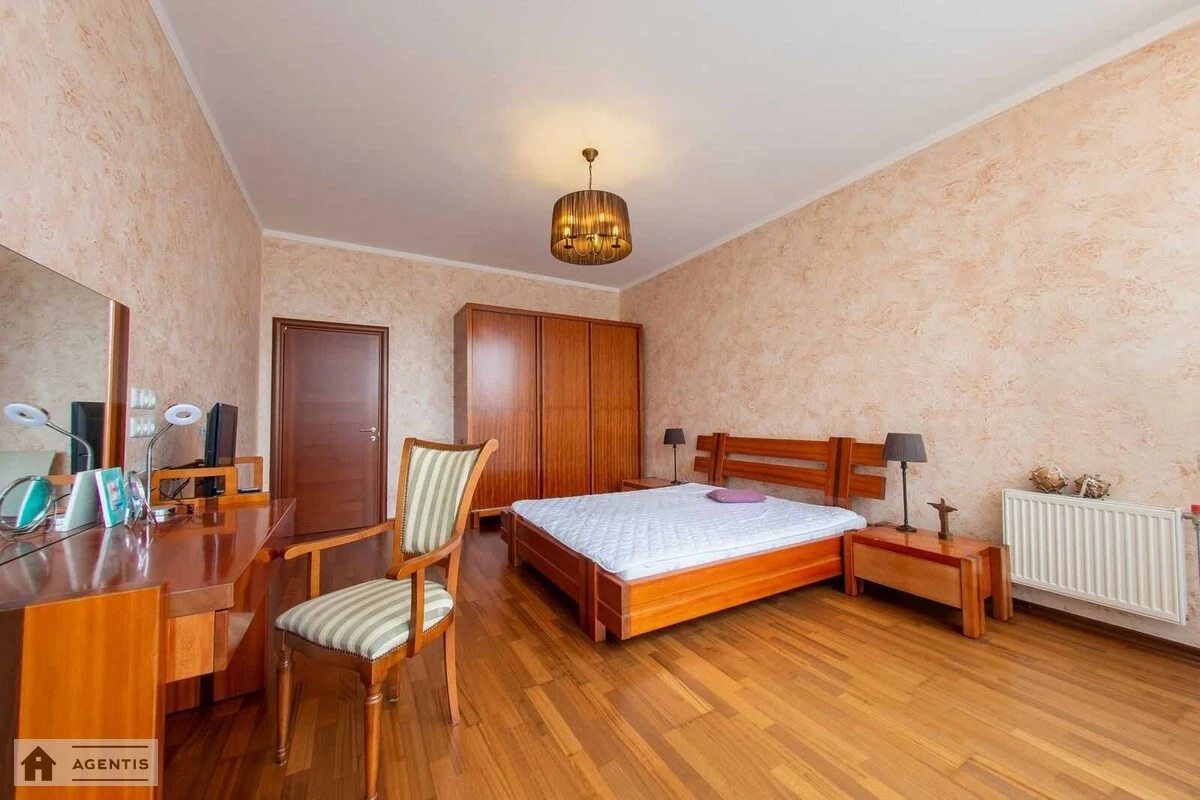 Сдам квартиру 3 комнаты, 90 m², 6 эт./24 этажа. 3, Кудрявский 3, Киев. 