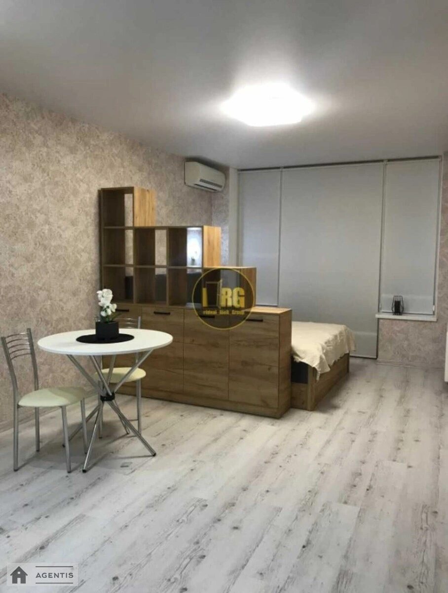 Здам квартиру 1 кімната, 35 m², 9 пов./27 поверхів. 5, Берестейський просп. (Перемоги), Київ. 