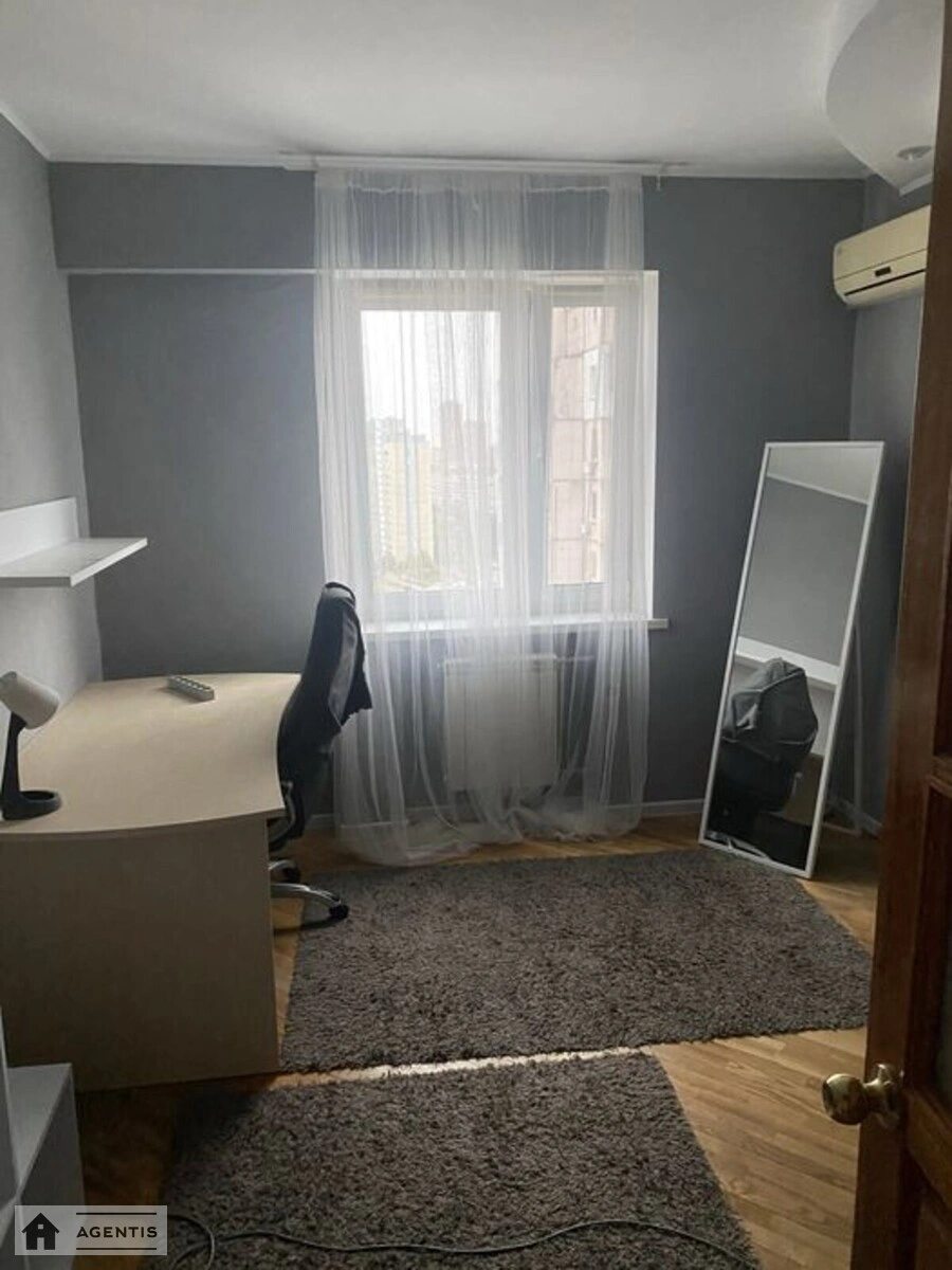 Здам квартиру 3 кімнати, 72 m², 15 пов./16 поверхів. Анни Ахматової вул., Київ. 