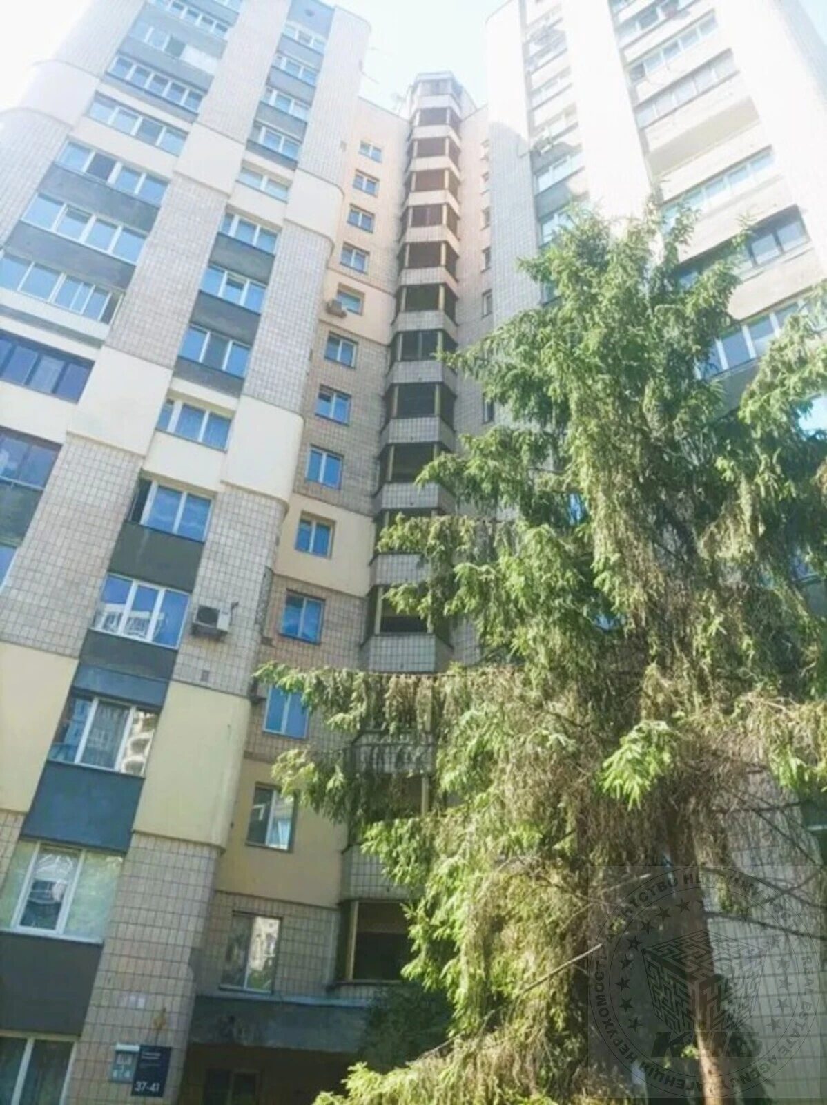 Apartments for sale 2 rooms, 75 m², 12th fl./14 floors. 37, Turgenyevska 37, Kyiv. 