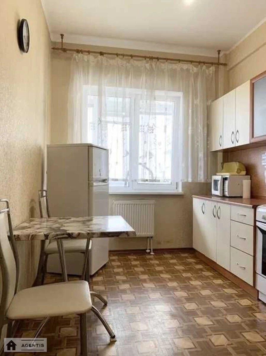 Здам квартиру 2 кімнати, 63 m², 5 пов./8 поверхів. 39, Петра Григоренка просп., Київ. 