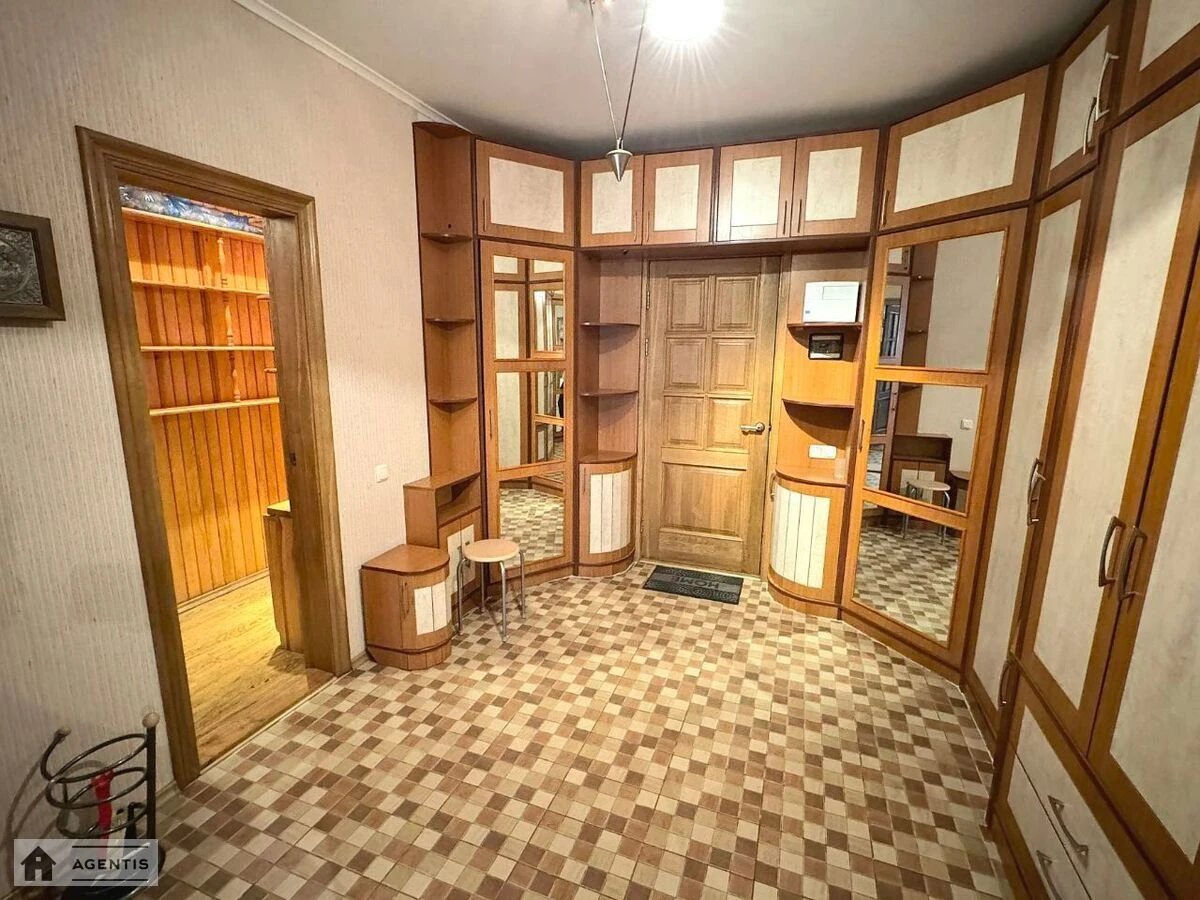 Здам квартиру 3 кімнати, 128 m², 6 пов./16 поверхів. 22, Володимира Івасюка просп. (Героїв Сталінграда), Київ. 