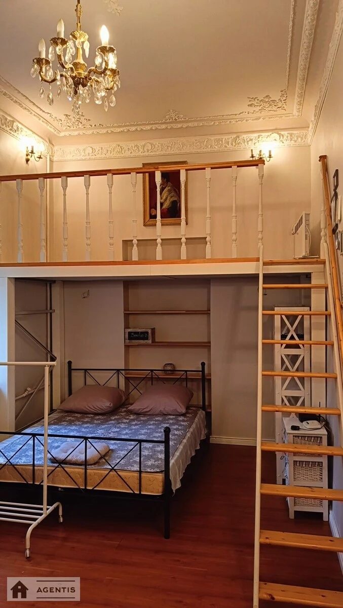 Сдам квартиру 1 комната, 35 m², 1 эт./4 этажа. 53, Олеся Гончара вул., Киев. 