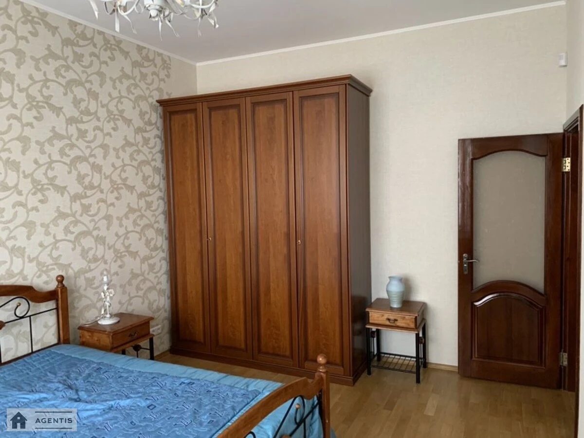 Здам квартиру 2 кімнати, 80 m², 3 пов./10 поверхів. 10, Володимира Івасюка просп. (Героїв Сталінграда), Київ. 