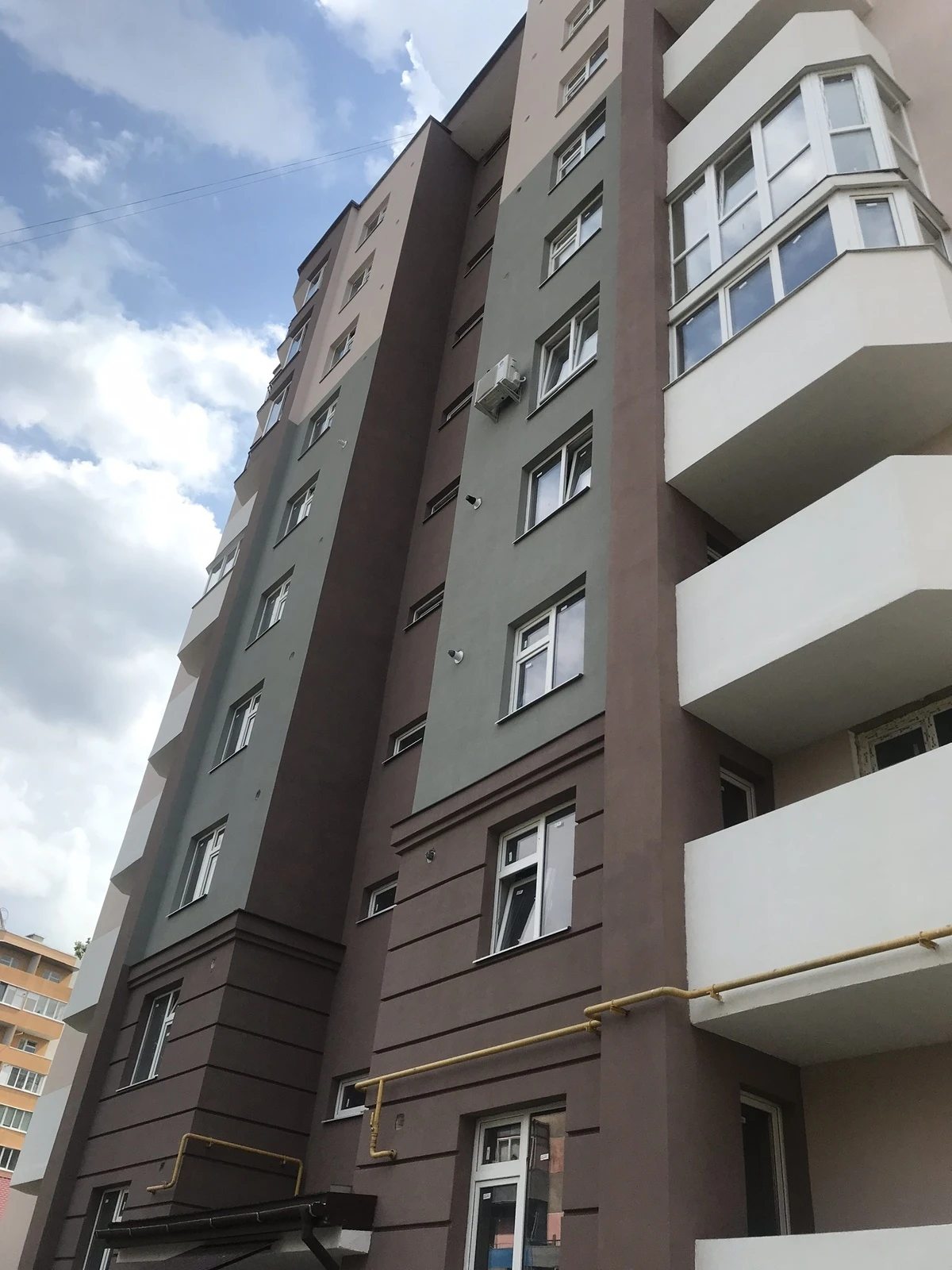 Apartment for rent 1 room, 42 m², 3rd fl./10 floors. 4, Troleybusna vul., Ternopil. 