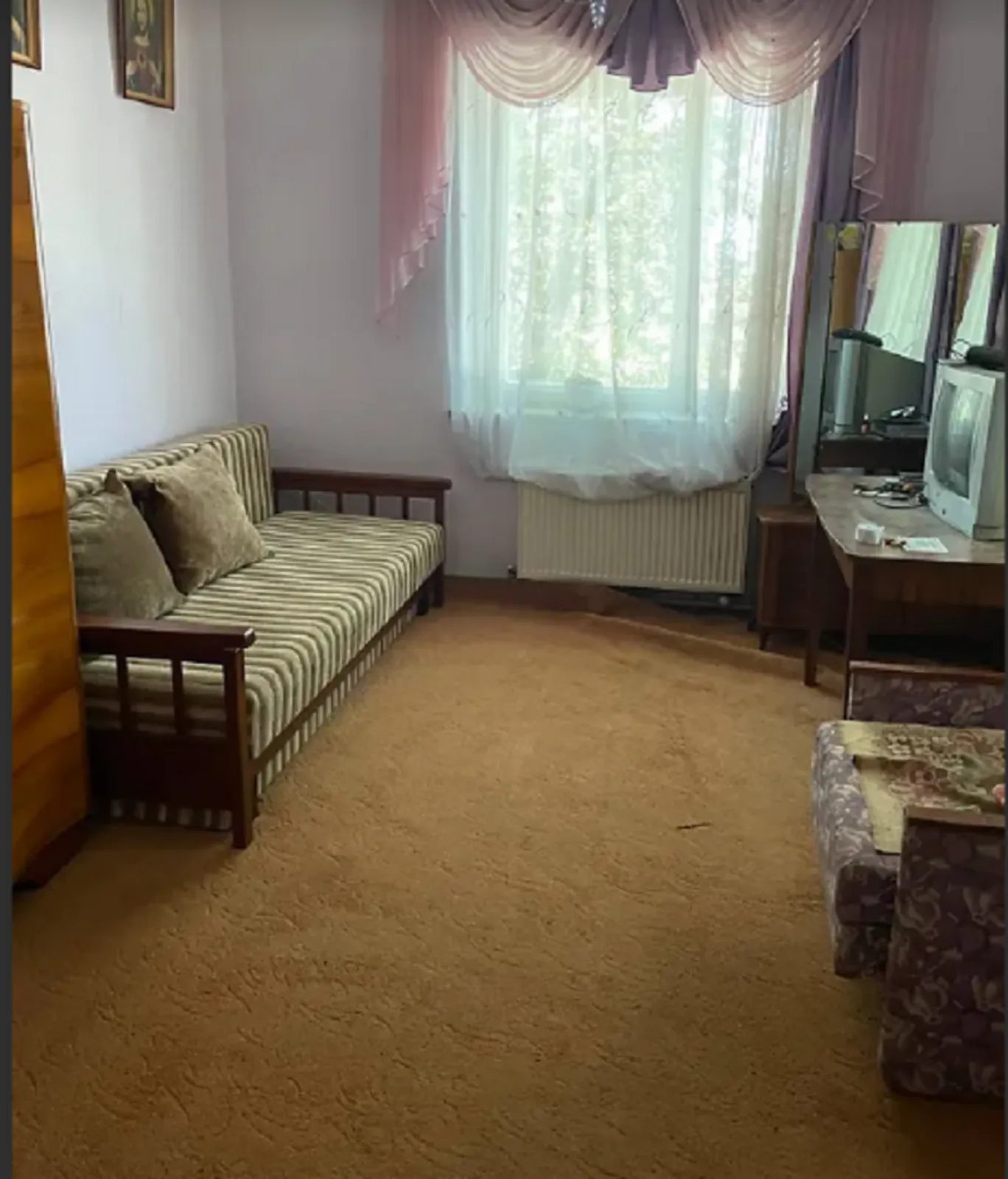 House for sale 1711 m², 2 floors. 10, Kvitky Tsisyk. vul., Ternopil. 