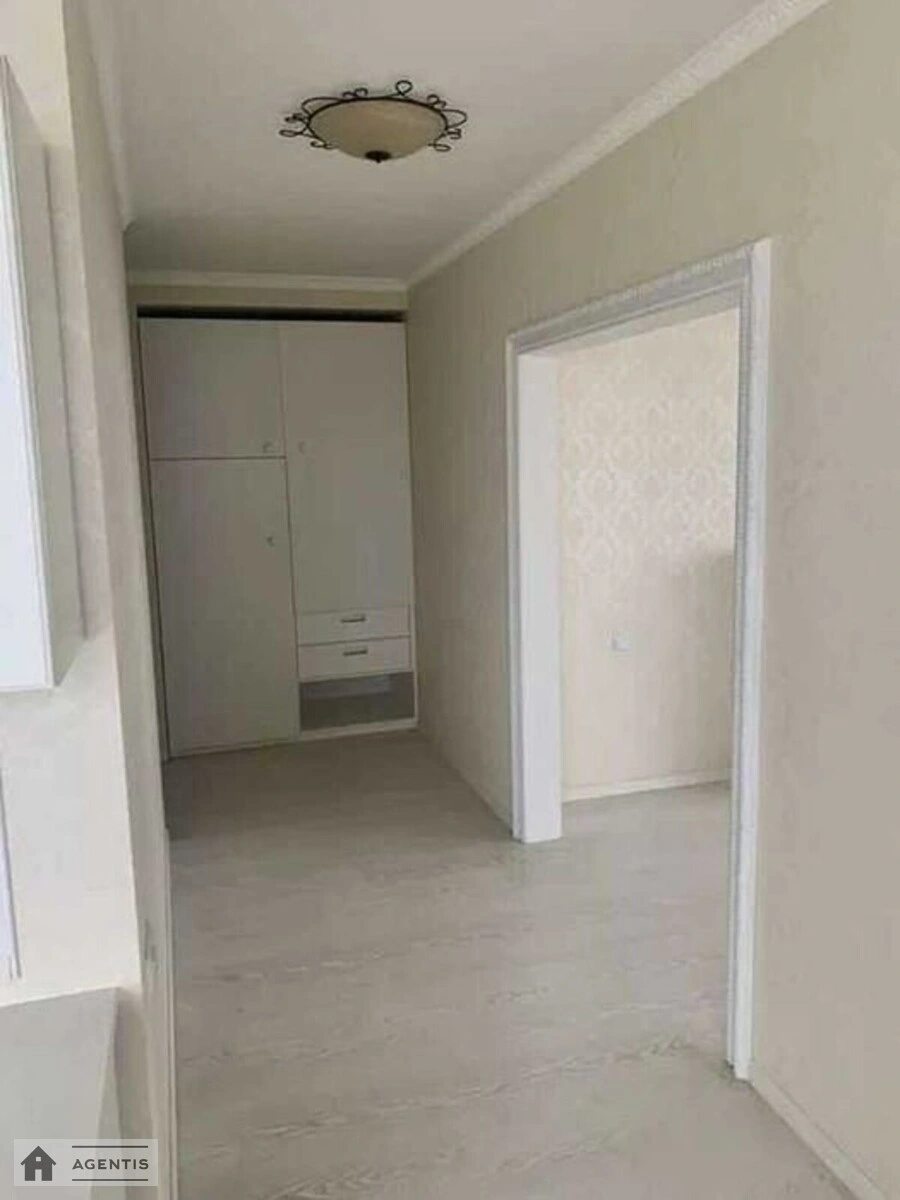 Сдам квартиру 1 комната, 48 m², 11 эт./16 этажей. Юрія Шевельова вул. (Руднєва Миколи), Киев. 