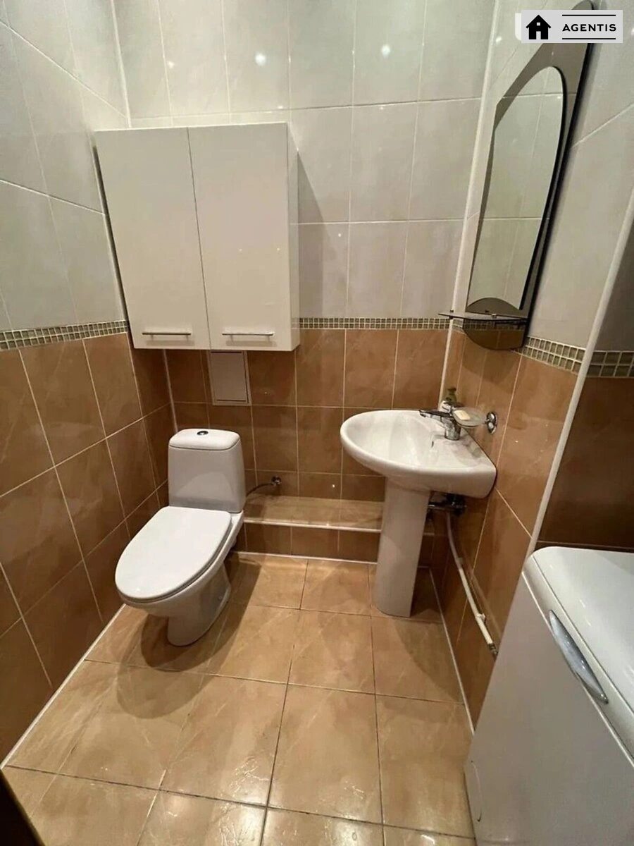 Здам квартиру 2 кімнати, 90 m², 10 пов./12 поверхів. 70, Почайнинська 70, Київ. 