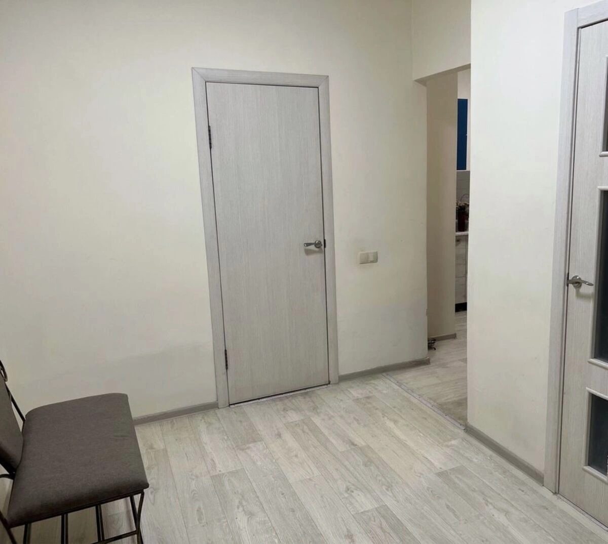 Продаж квартири 1 кімната, 40 m², 11 пов./16 поверхів. 11, Олевська 11, Київ. 