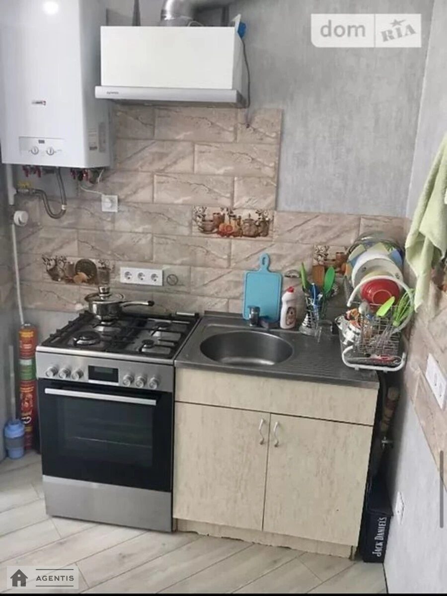 Здам квартиру 1 кімната, 45 m², 6 пов./10 поверхів. Практична вул., Київ. 