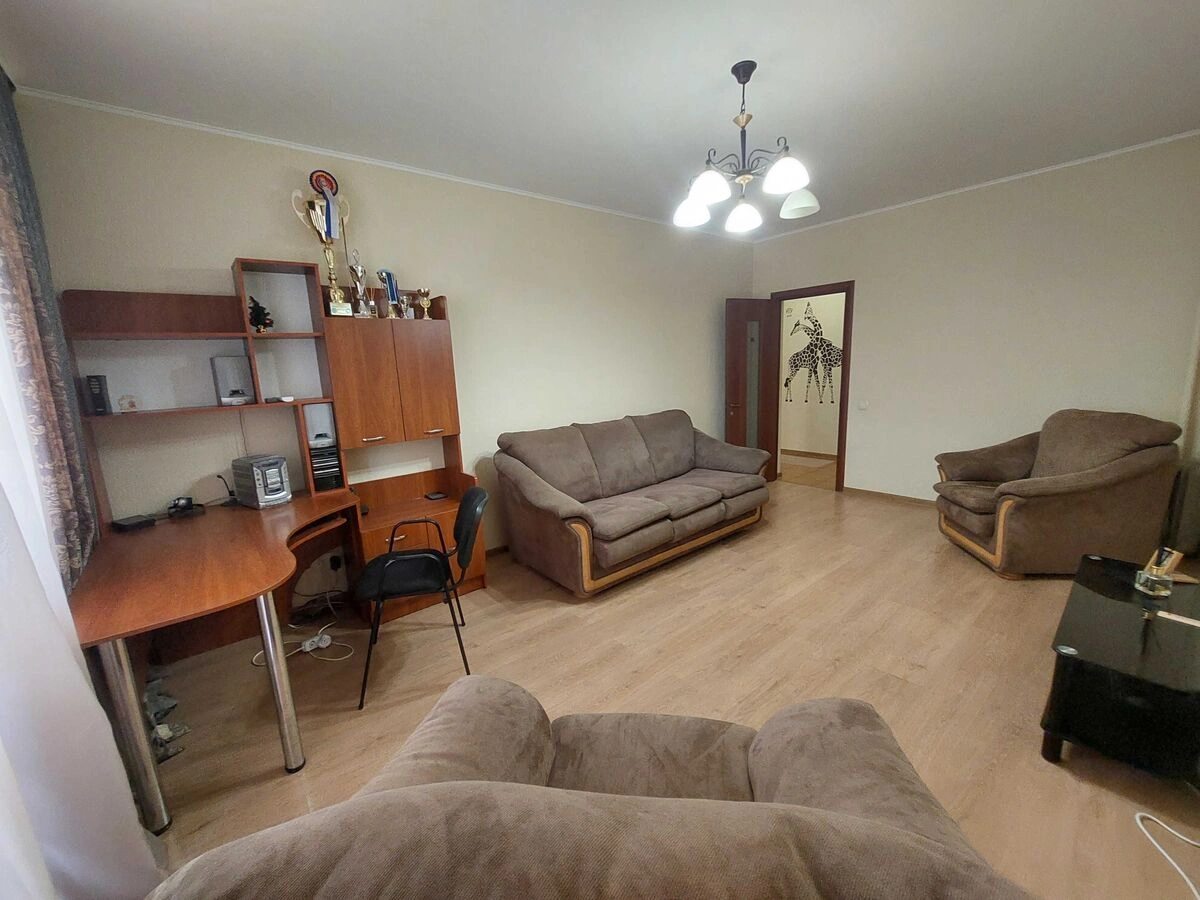 Здам квартиру 1 кімната, 45 m², 5 пов./9 поверхів. 21, Петра Григоренка просп., Київ. 