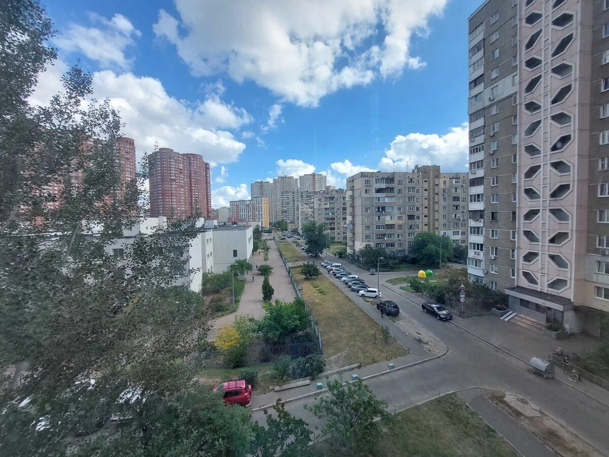 Здам квартиру 1 кімната, 45 m², 5 пов./9 поверхів. 21, Петра Григоренка просп., Київ. 