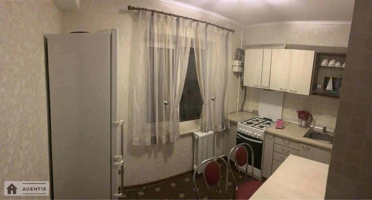 Здам квартиру 1 кімната, 34 m², 7 пов./9 поверхів. 8, Тростянецька 8, Київ. 