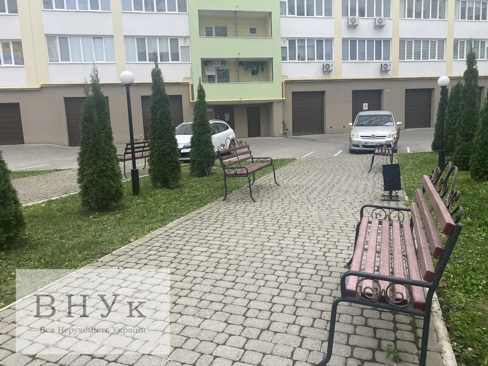 Продаж квартири 2 кімнати, 72 m², 6 пов./10 поверхів. 38, Рєпіна , Тернопіль. 