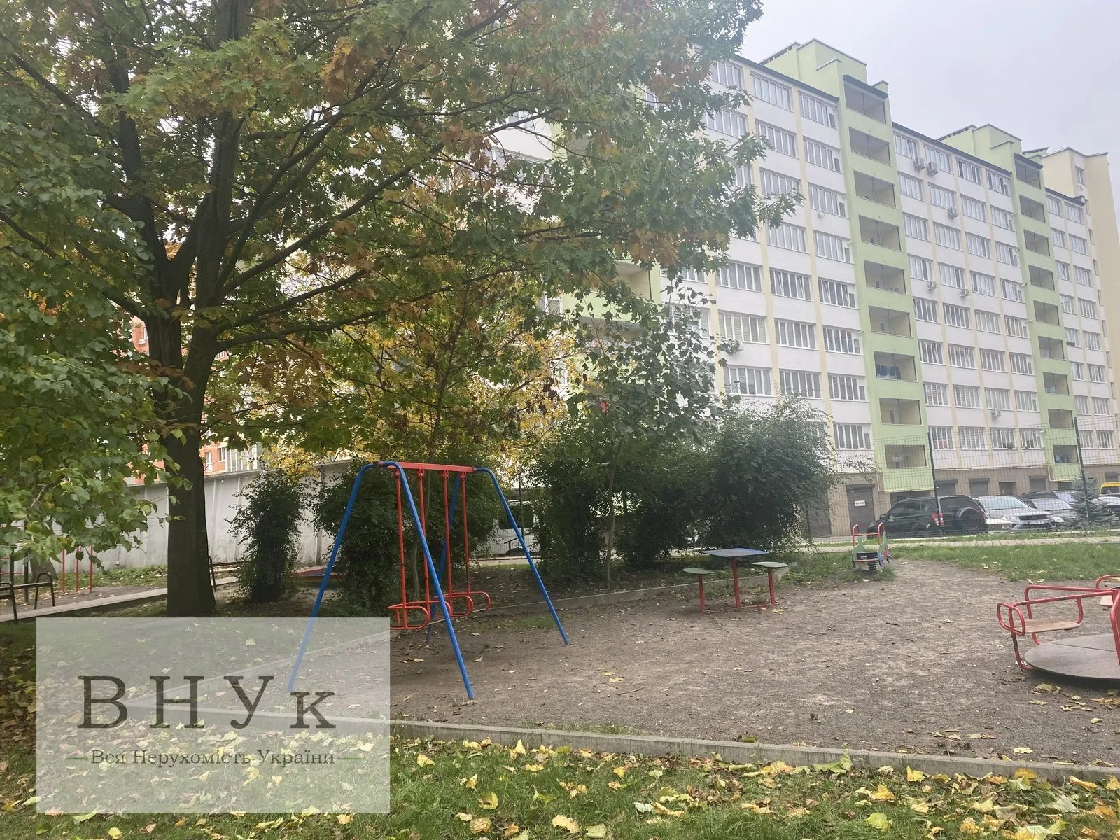 Apartments for sale 2 rooms, 72 m², 6th fl./10 floors. 38, Ryepina , Ternopil. 