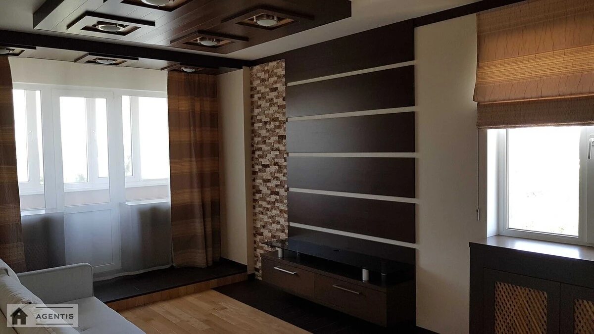 Apartment for rent 2 rooms, 44 m², 9th fl./9 floors. Danyla Shcherbakivskoho vul. Shcherbakova, Kyiv. 