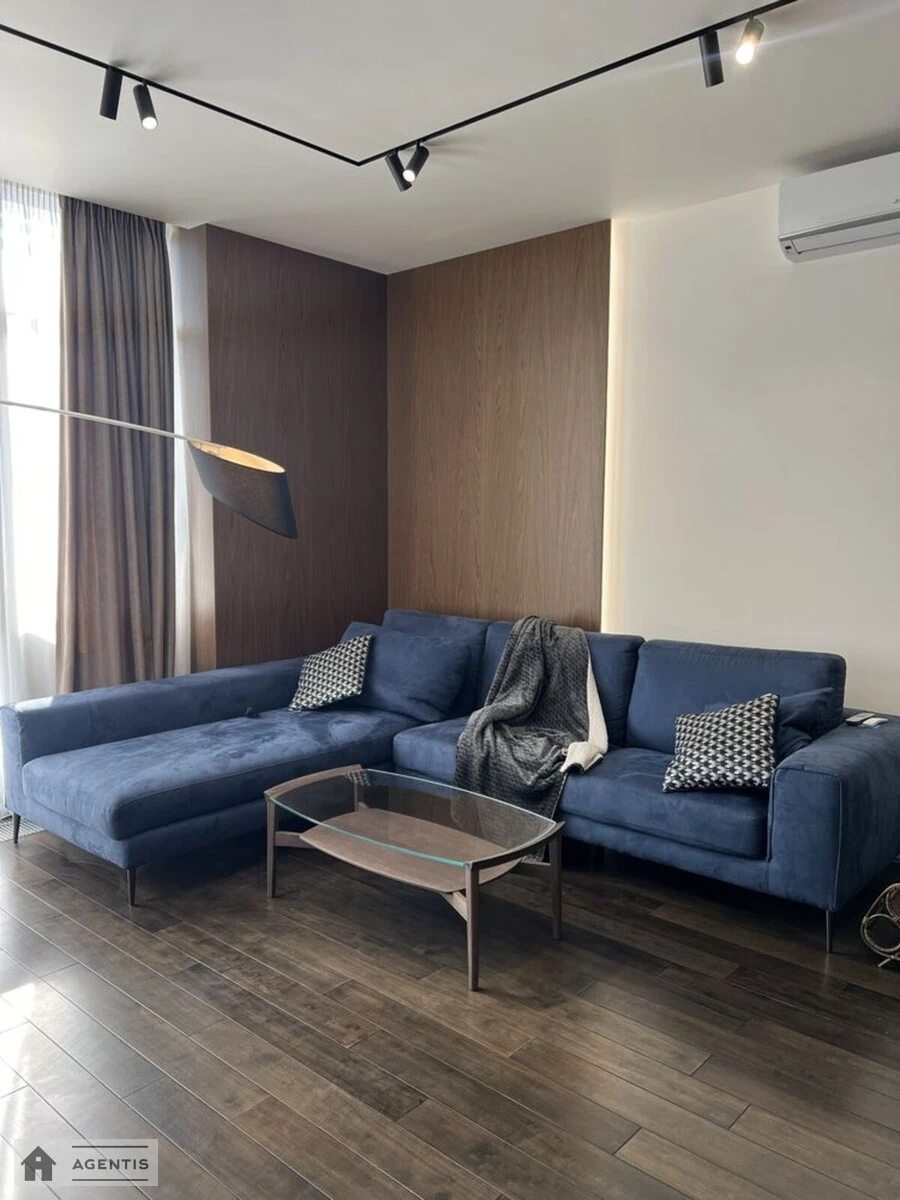 Сдам квартиру 2 комнаты, 65 m², 21 эт./25 этажей. 8, Трускавецкая 8, Киев. 