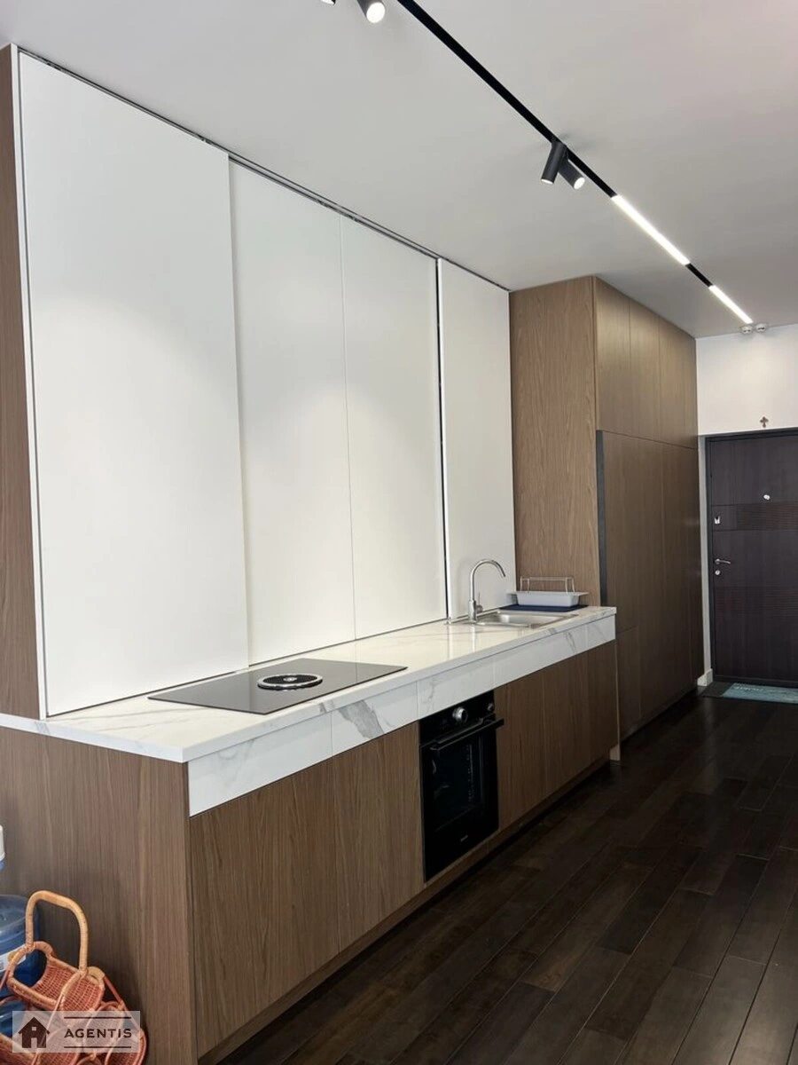 Сдам квартиру 2 комнаты, 65 m², 21 эт./25 этажей. 8, Трускавецкая 8, Киев. 