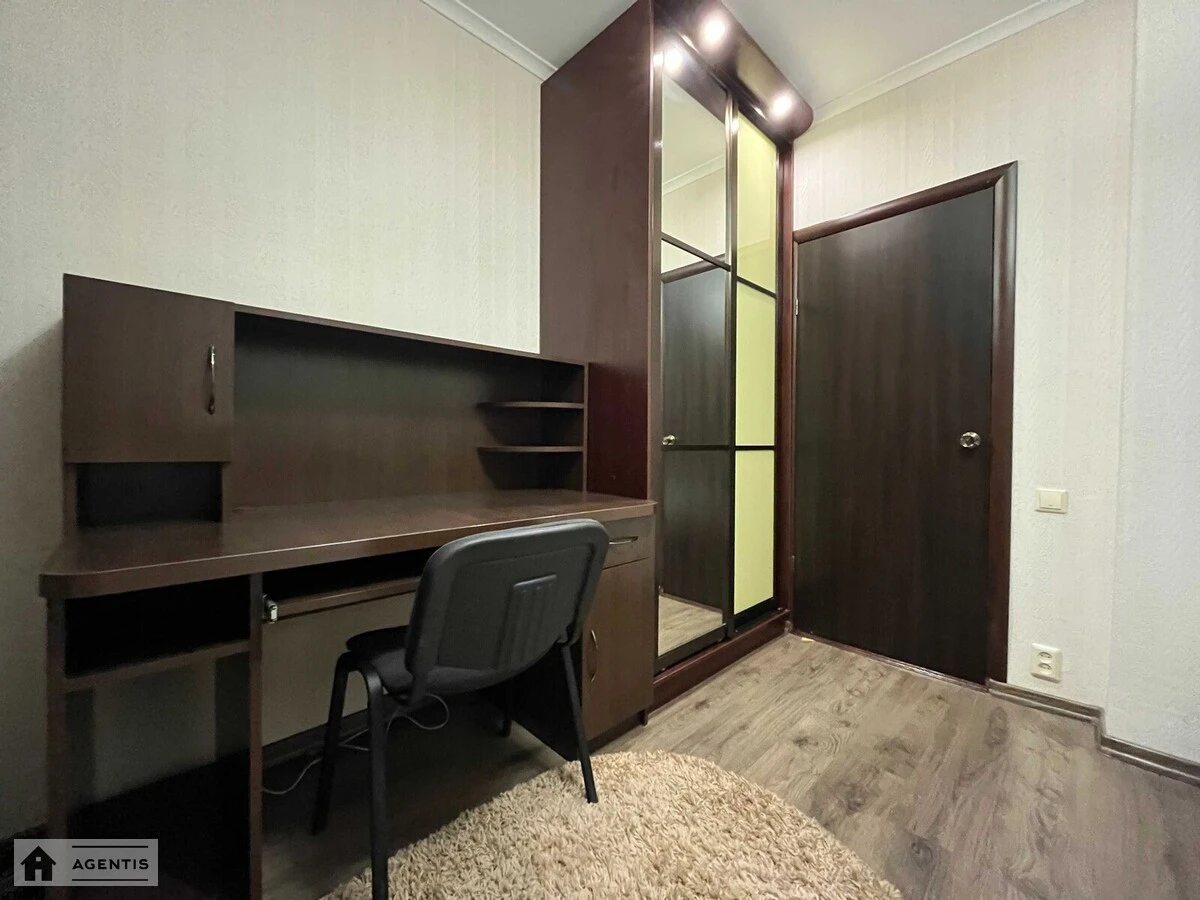 Сдам квартиру 3 комнаты, 72 m², 10 эт./10 этажей. 9, Бориса Гмирі вул., Киев. 