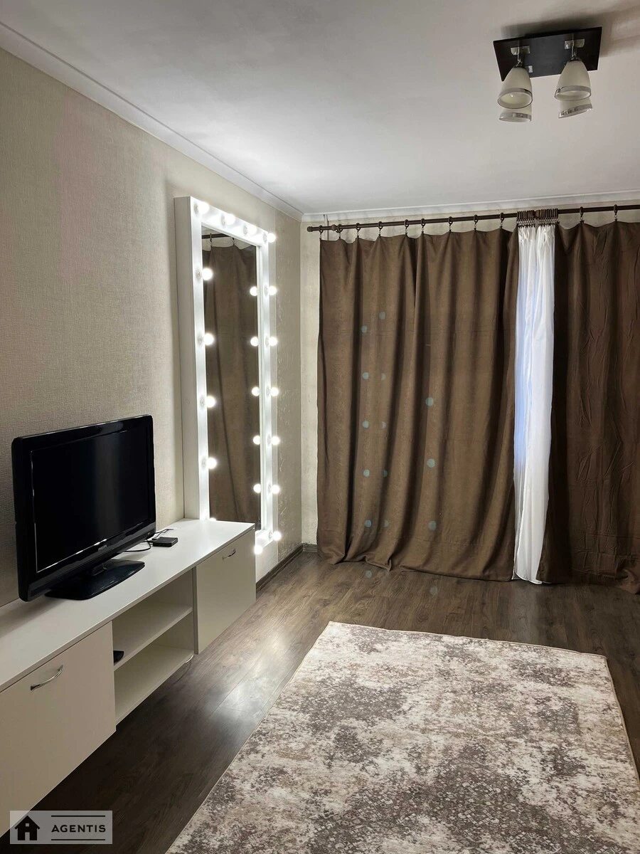 Apartment for rent 3 rooms, 72 m², 10th fl./10 floors. 9, Borysa Hmyri vul., Kyiv. 