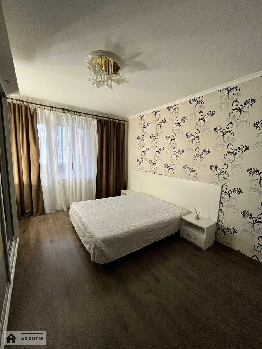 Apartment for rent 3 rooms, 72 m², 10th fl./10 floors. 9, Borysa Hmyri vul., Kyiv. 