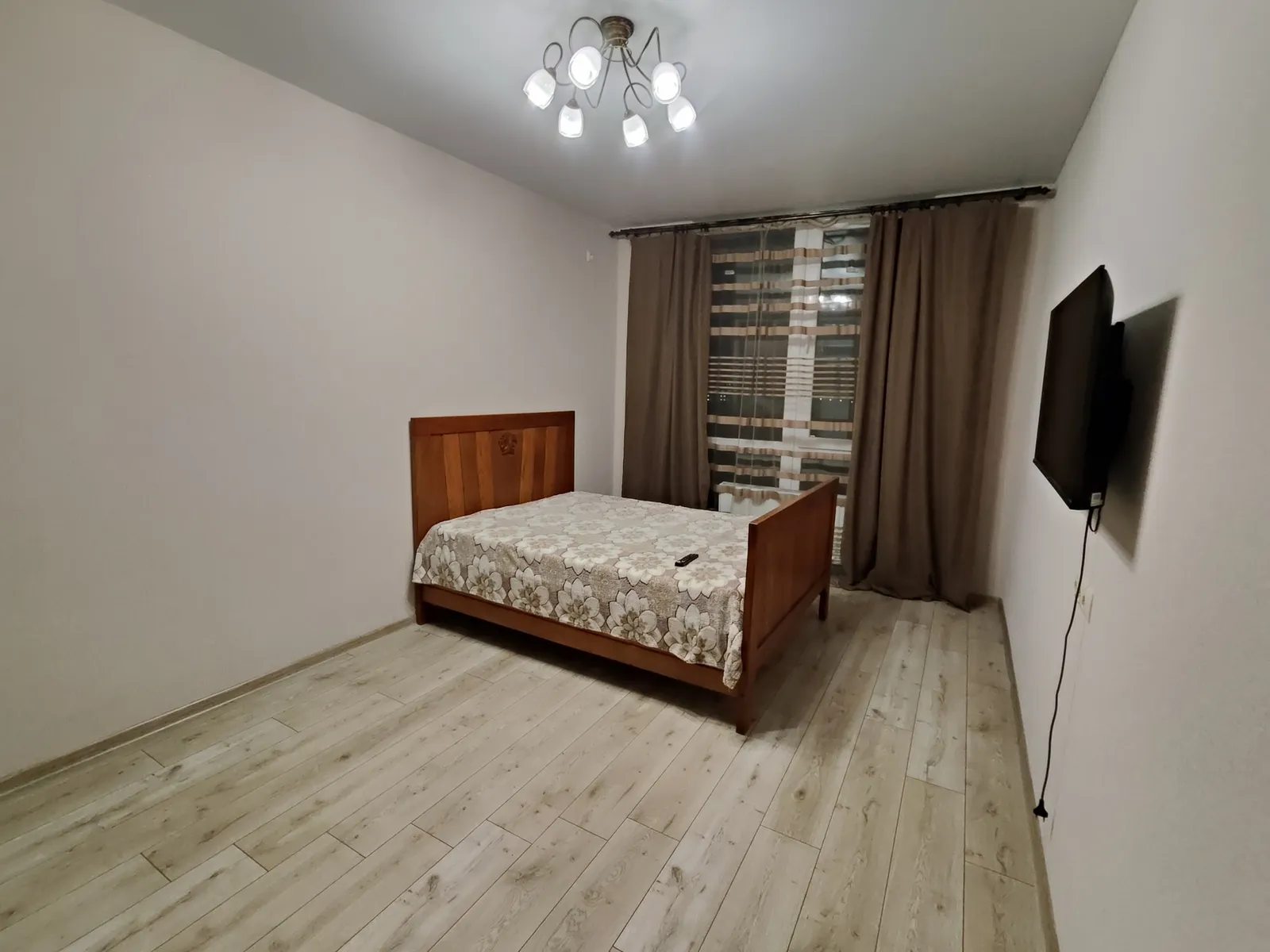 Здам квартиру 1 кімната, 42 m², 5 пов./10 поверхів. 11, Яблунева , Софіївська Борщагівка. 