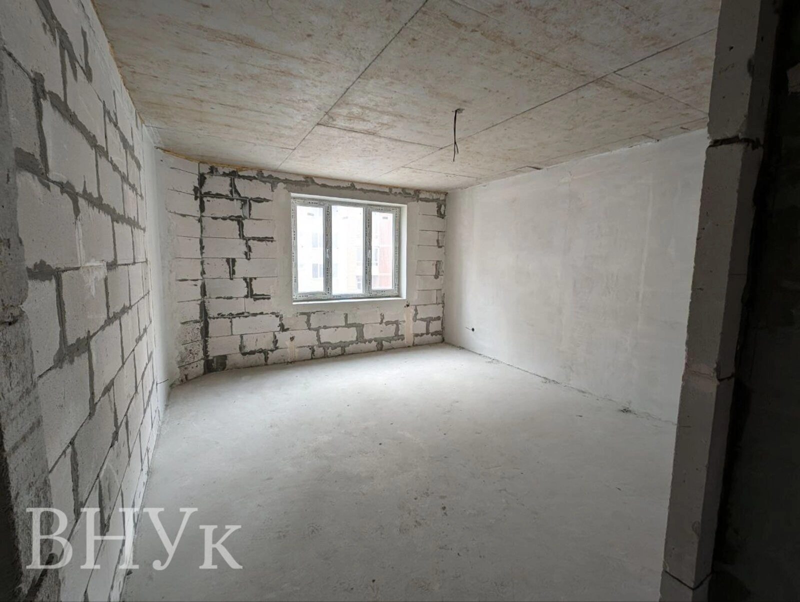 Продаж квартири 1 кімната, 42 m², 4 пов./10 поверхів. Тролейбусна вул., Тернопіль. 