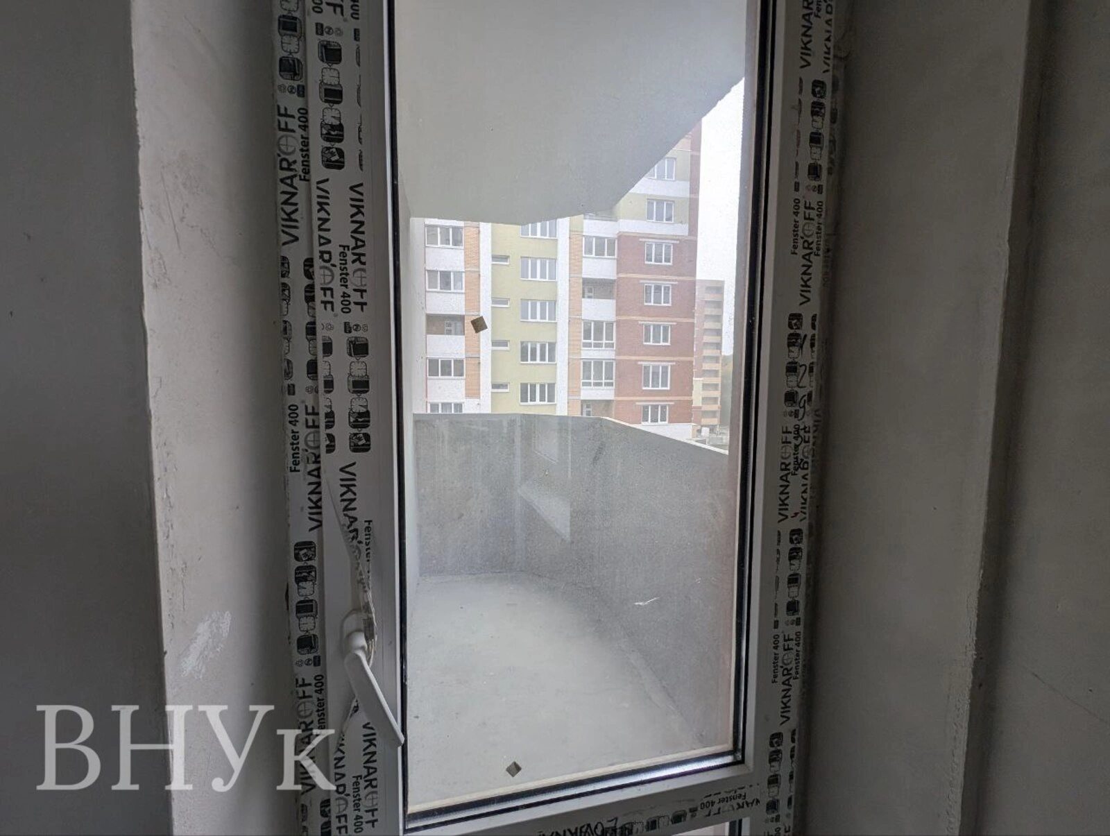 Apartments for sale 1 room, 42 m², 4th fl./10 floors. Troleybusna vul., Ternopil. 