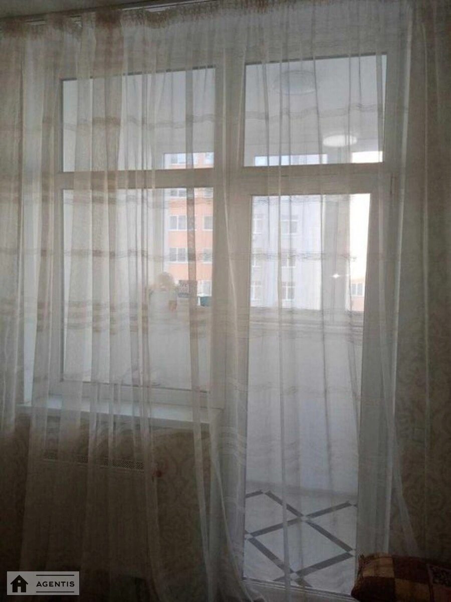 Apartment for rent 1 room, 51 m², 10th fl./25 floors. 3, Oleny Pchilky vul., Kyiv. 