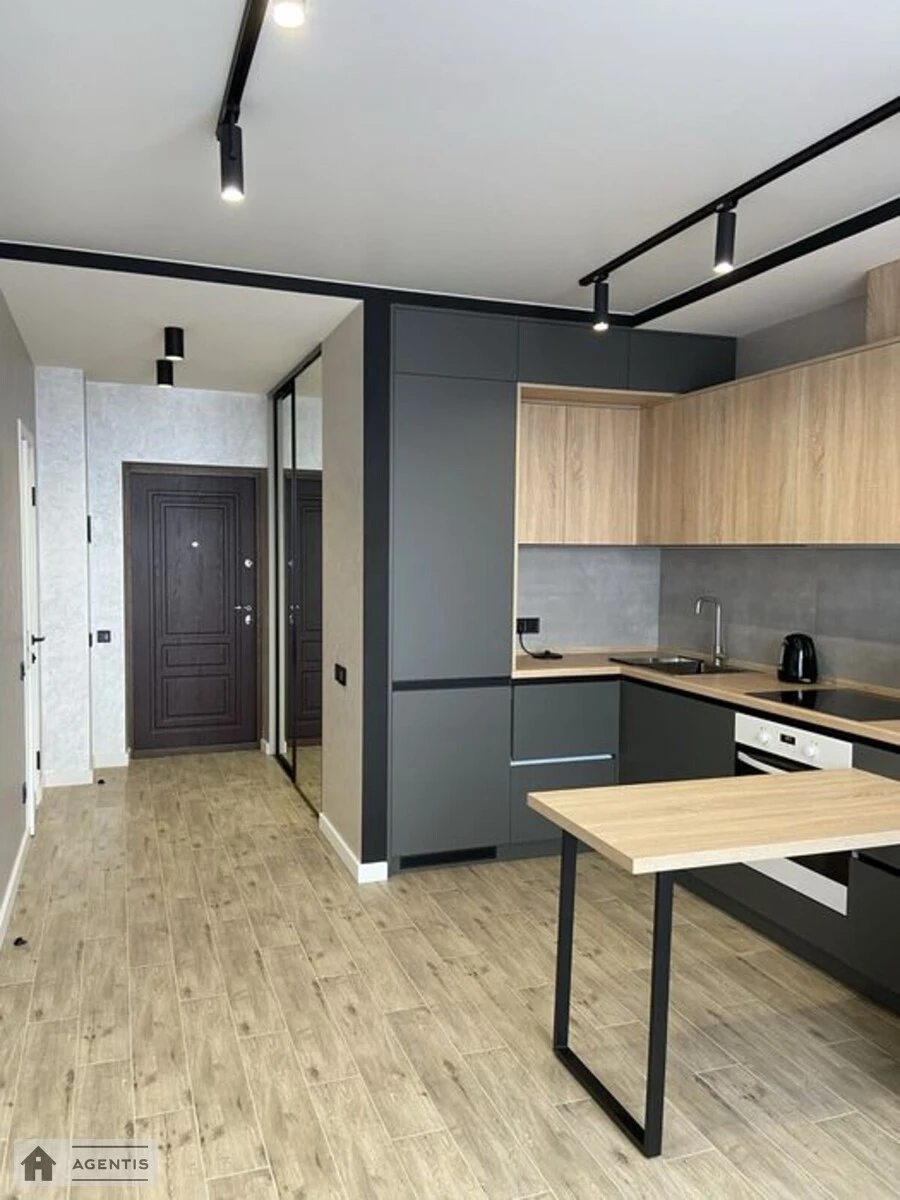 Сдам квартиру 2 комнаты, 44 m², 20 эт./25 этажей. 73, Глубочицкая 73, Киев. 