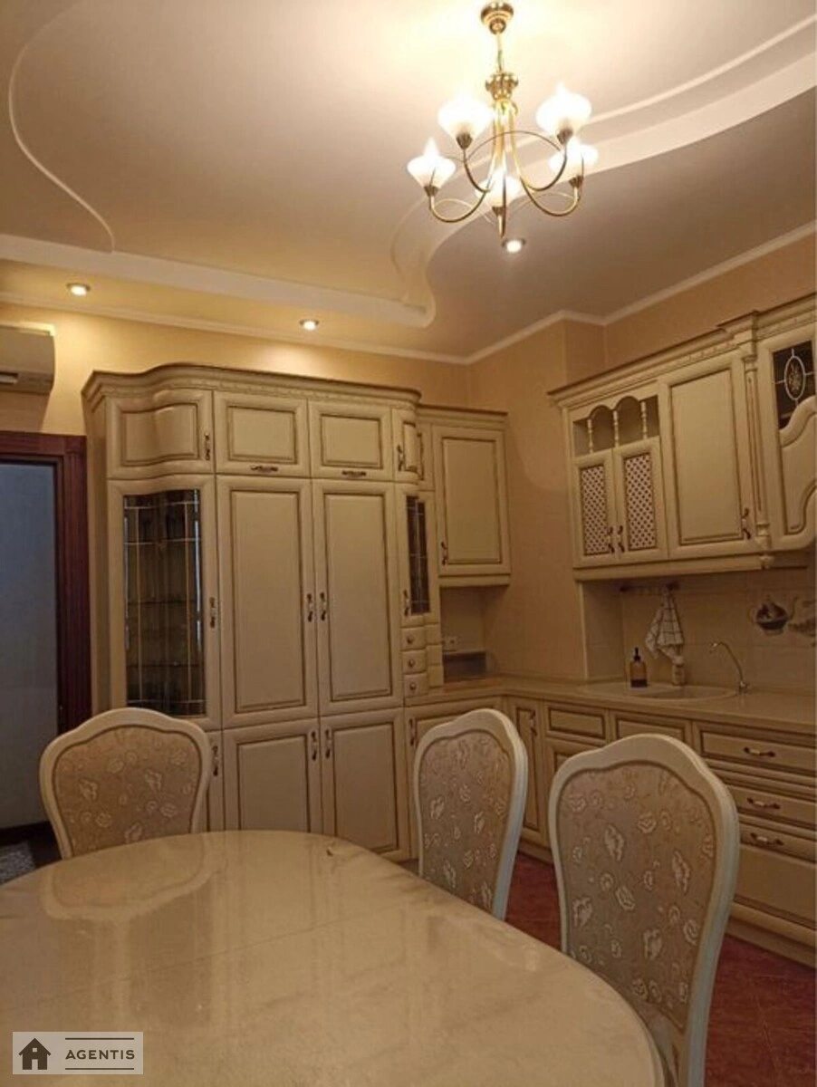 Apartment for rent 2 rooms, 85 m², 4th fl./19 floors. Andriya Verkhohlyada vul. Mykhayla Drahomirova, Kyiv. 