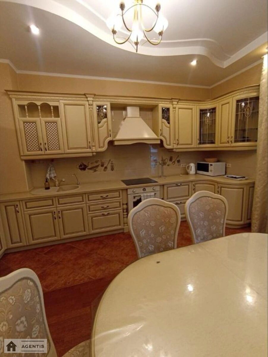 Apartment for rent 2 rooms, 85 m², 4th fl./19 floors. Andriya Verkhohlyada vul. Mykhayla Drahomirova, Kyiv. 