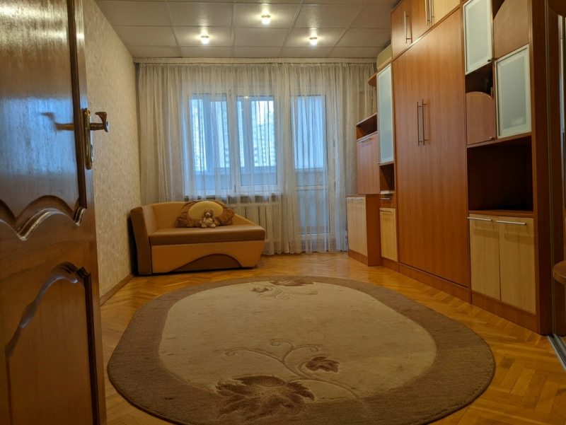 Apartments for sale. 3 rooms, 110 m², 9th floor/16 floors. 11, Gmyri 11, Kyiv. 