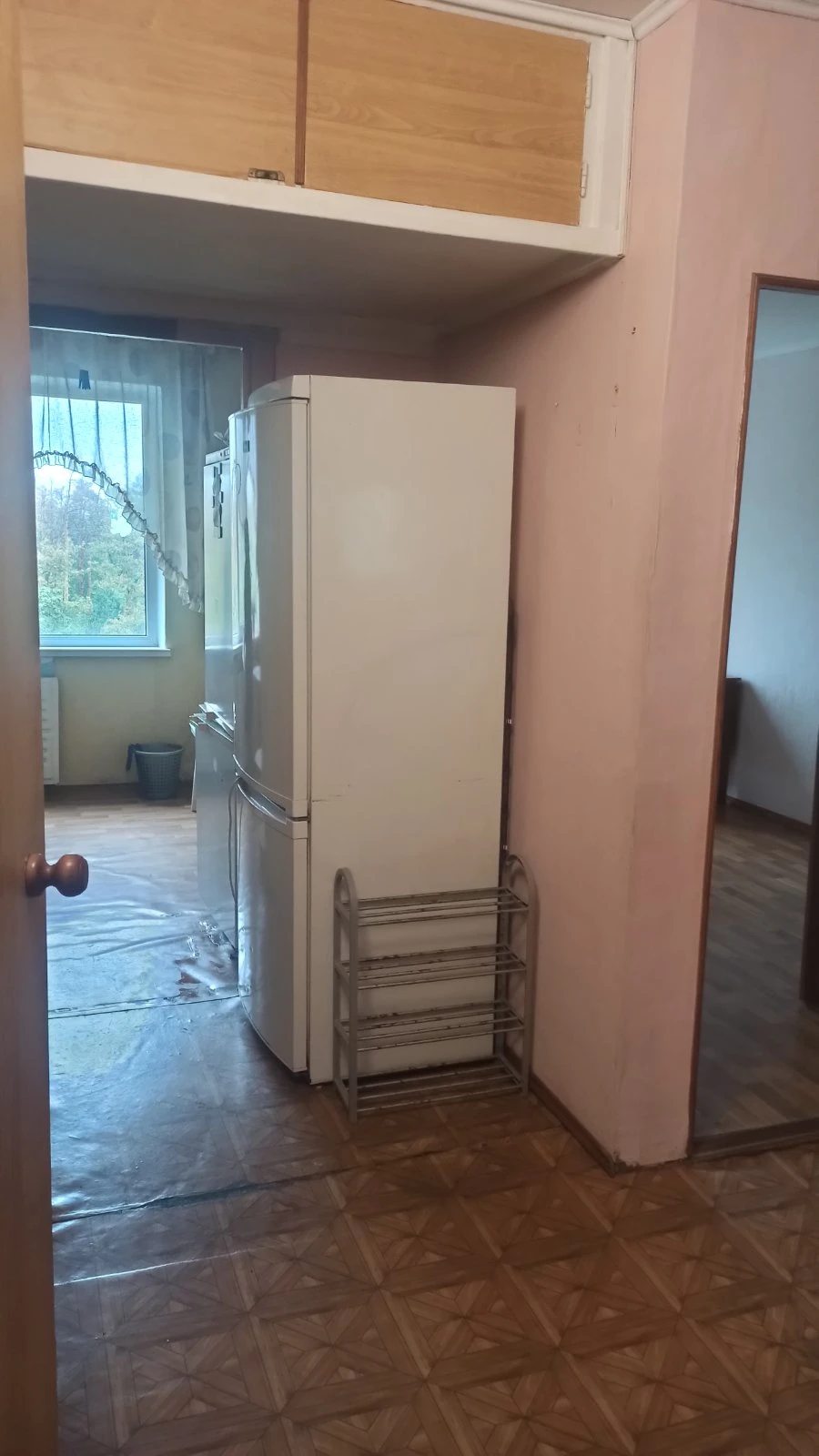 Продажа квартиры 2 комнаты, 64 m², 8 эт./9 этажей. 23, Наумова Генерала 23, Киев. 