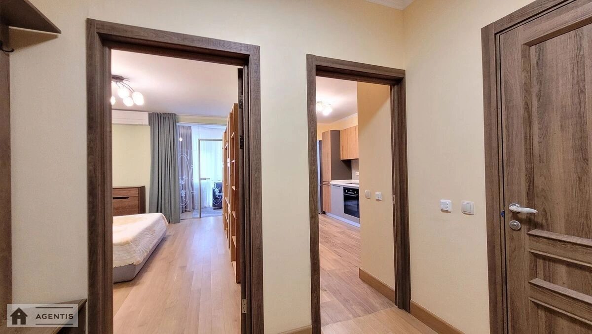 Сдам квартиру 1 комната, 62 m², 7 эт./19 этажей. 29, Левка Лукяненка вул. (Маршала Тимошенка), Киев. 